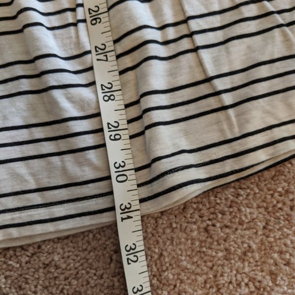 ⭐ Soma striped nightgown size Medium - Picture 9 of 11